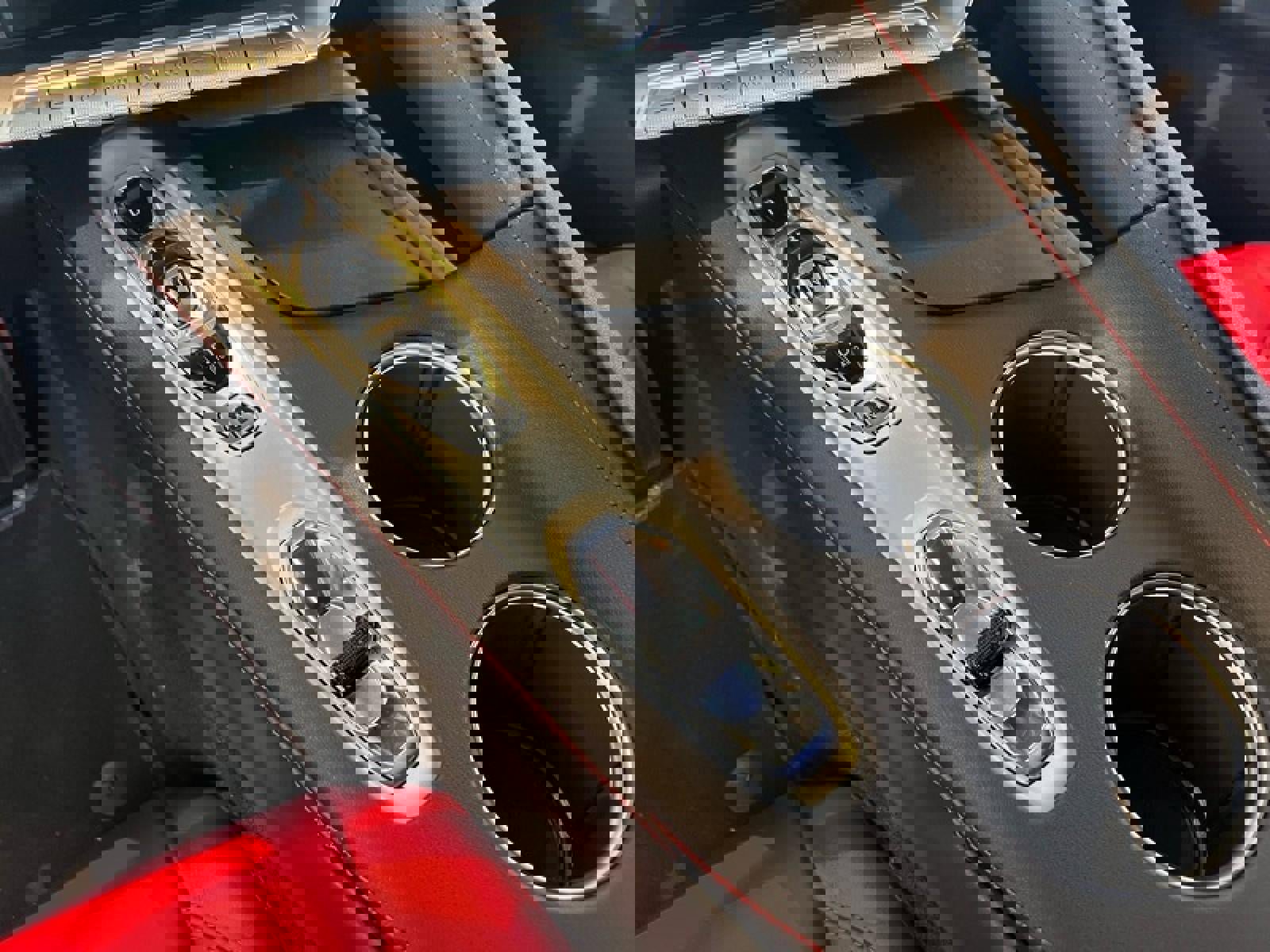 New 2026 Chevrolet Corvette E-Ray image 13