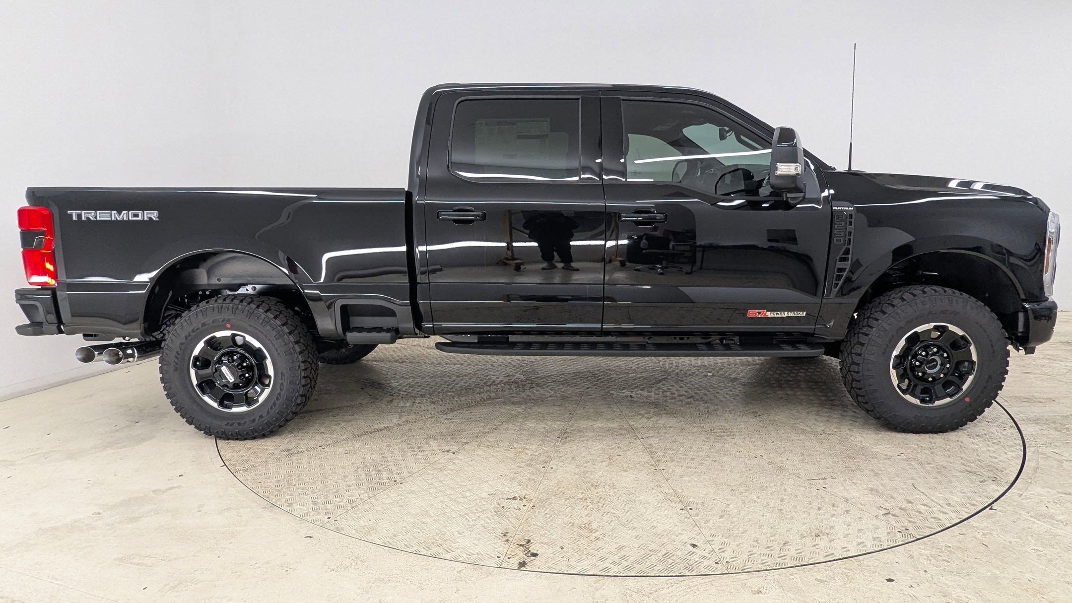 New 2026 Ford F250 Platinum image 8