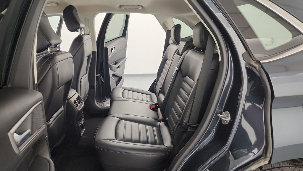 Certified 2022 Ford Edge SEL w/ Convenience Package image 29