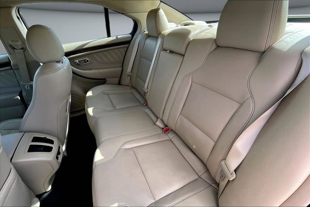 Used 2017 Ford Taurus Limited image 21