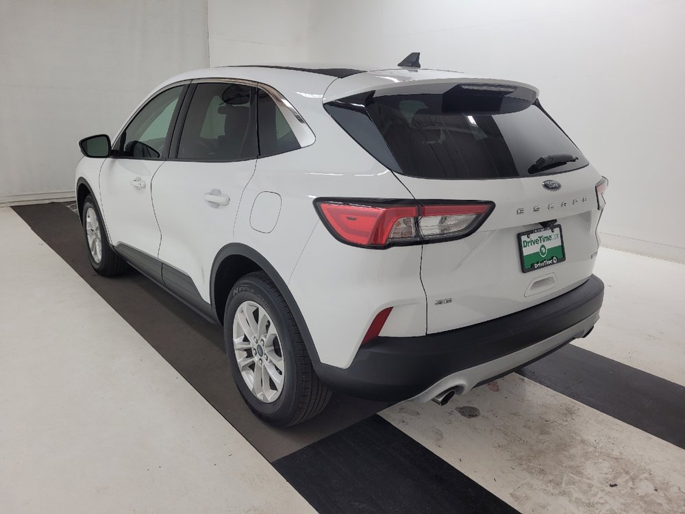 Used 2020 Ford Escape SE image 5