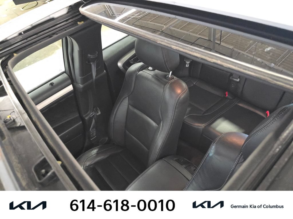 Used 2013 Ford Taurus SEL FWD image 22