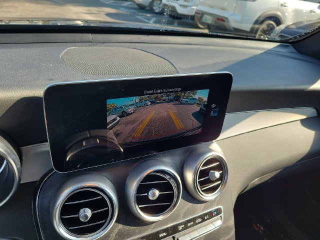 Used 2020 Mercedes-Benz GLC 300 image 28