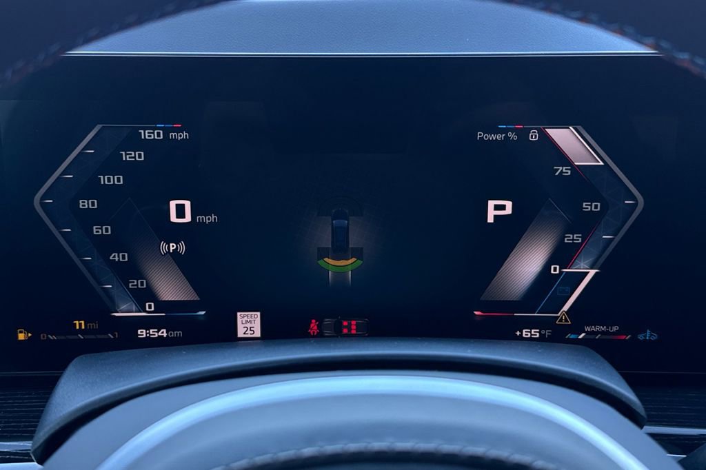 New 2026 BMW X7 M60i w/ Executive Package image 30