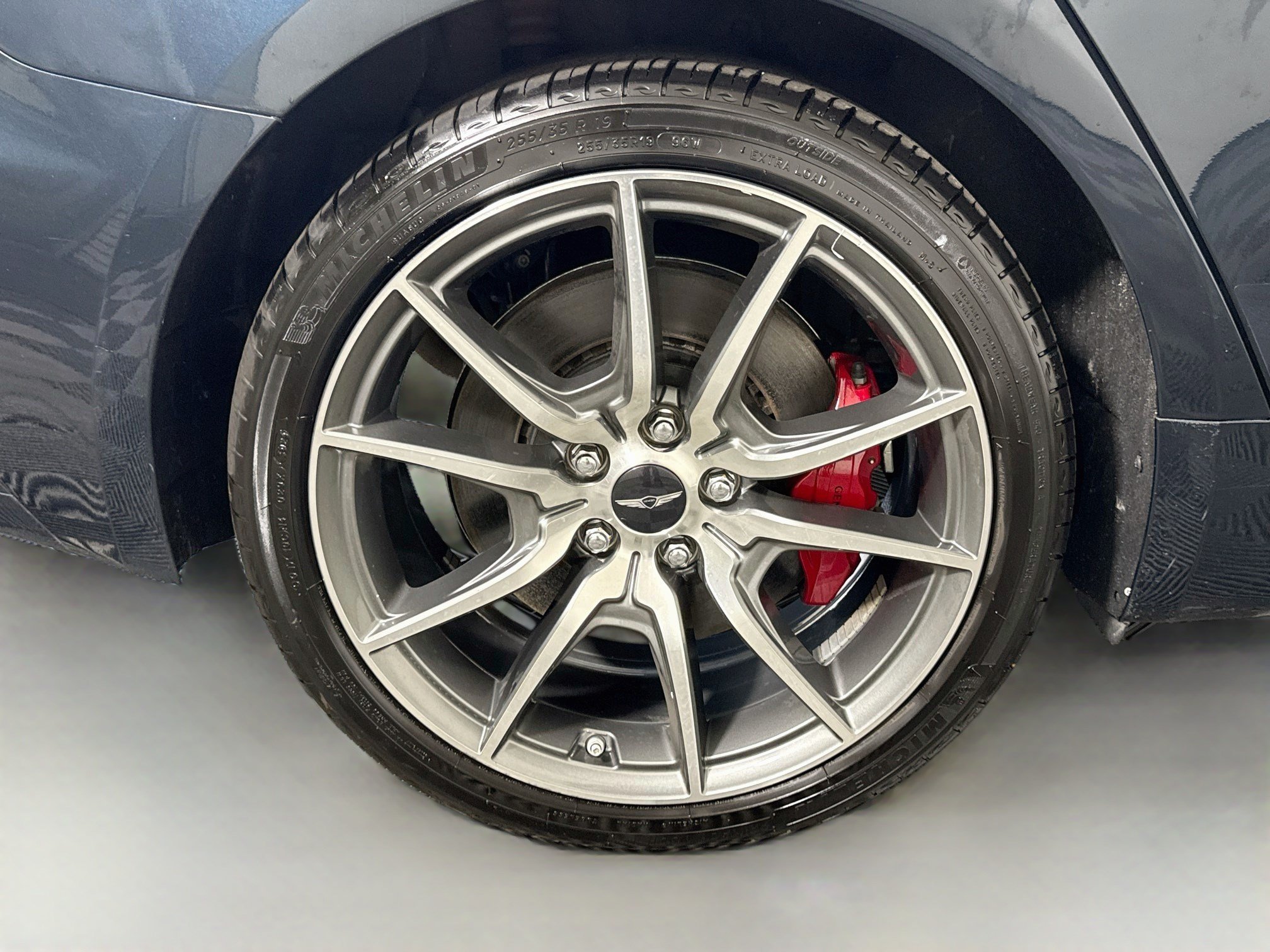 Used 2025 Genesis G70 2.5T AWD/4WD image 33