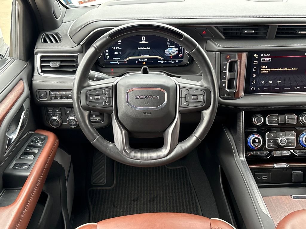Used 2023 GMC Yukon XL Denali Ultimate AWD/4WD image 18