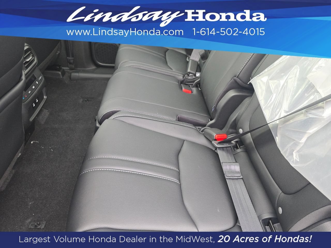 New 2026 Honda Pilot Touring image 2