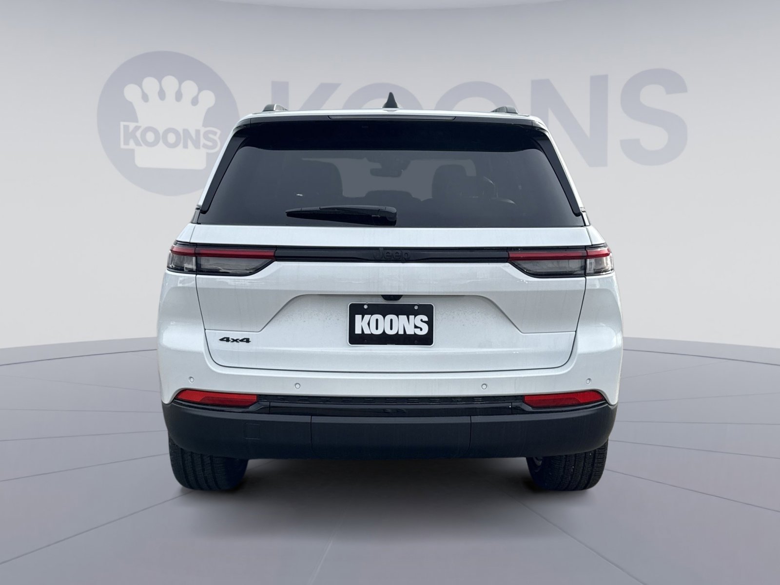 New 2025 Jeep Grand Cherokee Altitude image 5