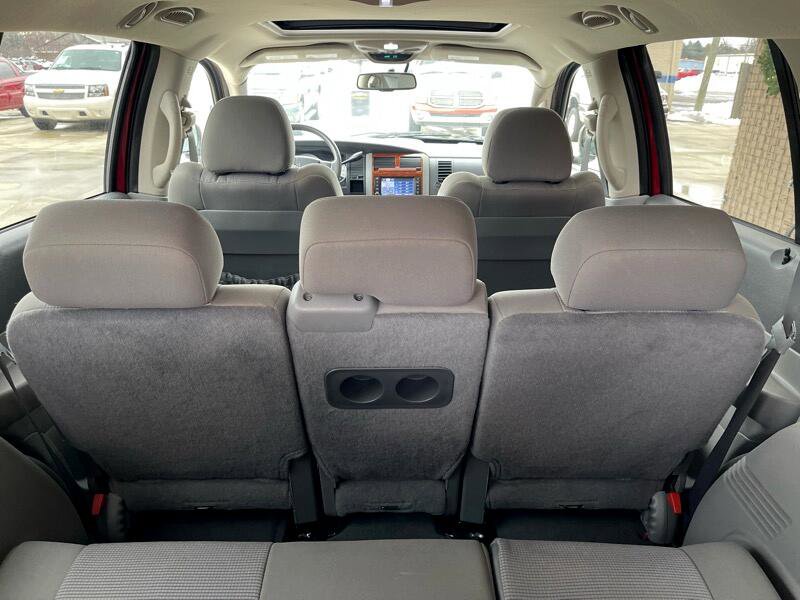 Used 2008 Dodge Durango SLT w/ Technology Group II image 48