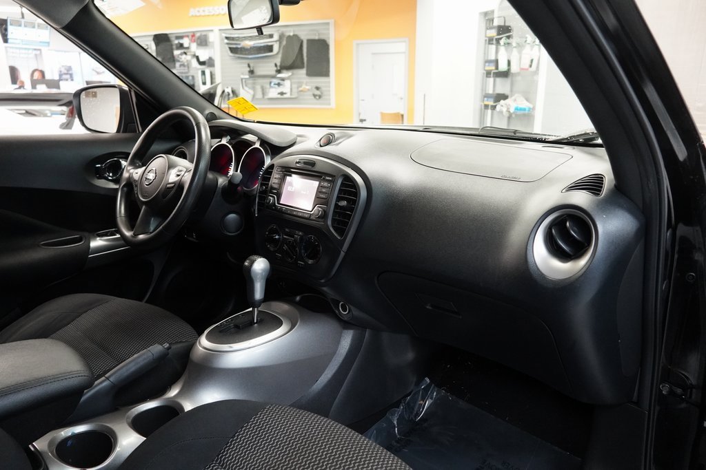 Used 2016 Nissan Juke S image 33