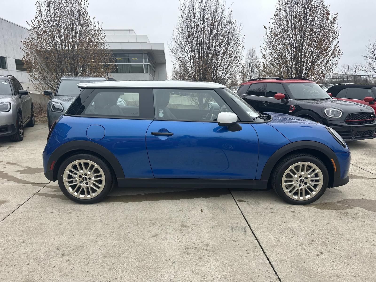 New 2026 MINI Cooper S FWD image 8
