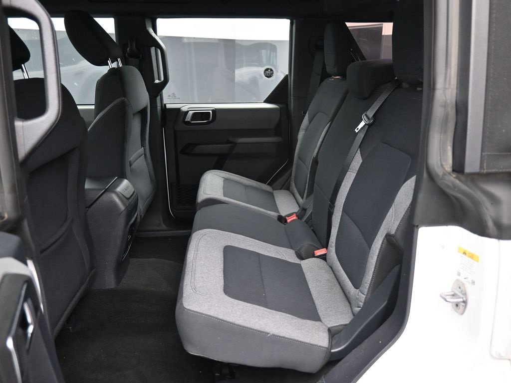 Used 2021 Ford Bronco Base image 23