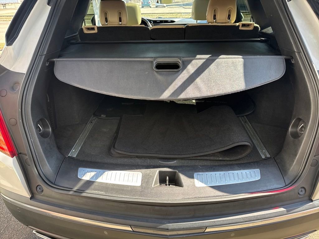 Used 2019 Cadillac XT5 Luxury image 24