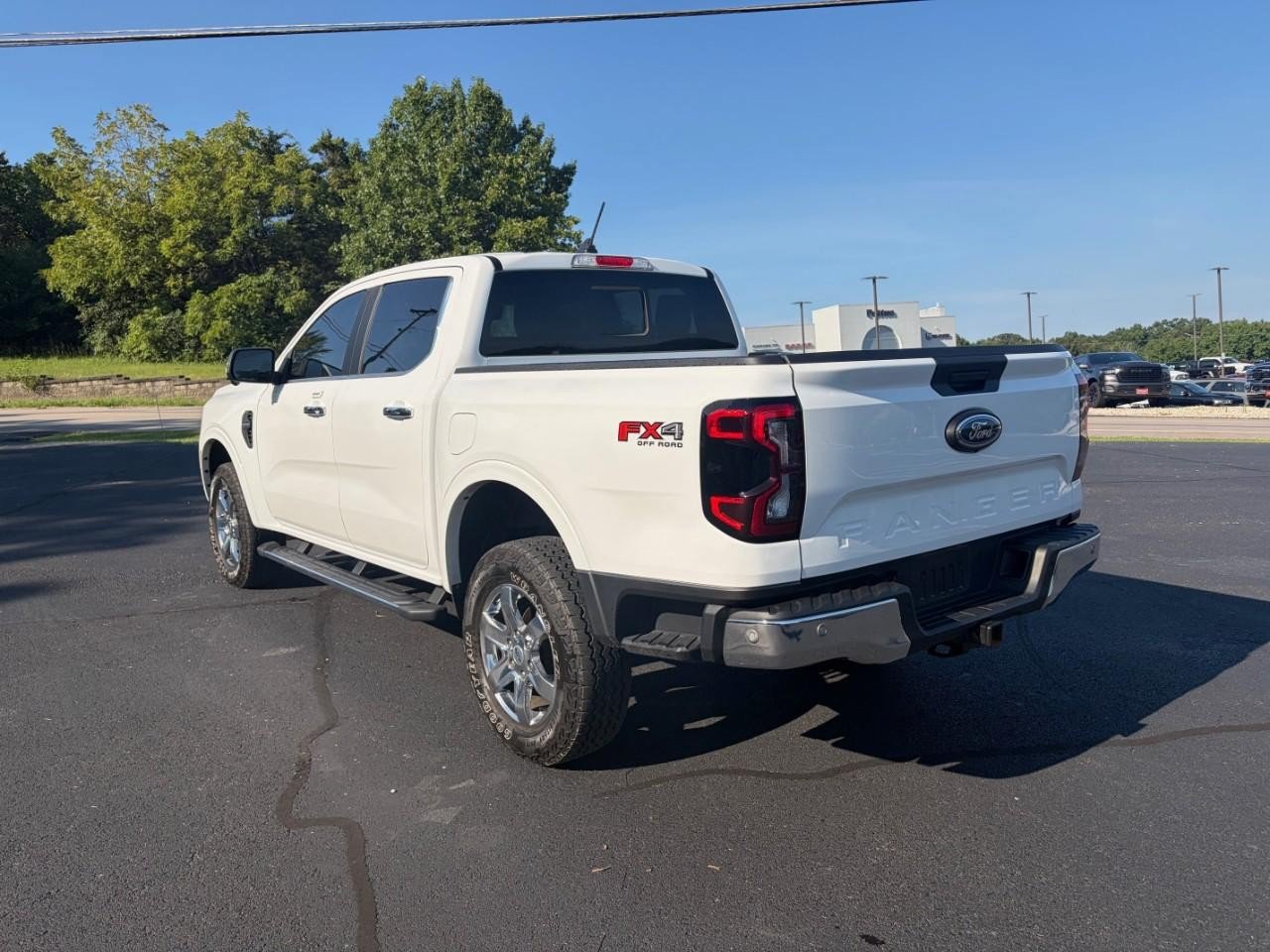 Certified 2024 Ford Ranger Lariat w/ FX4 Off-Road Package AWD/4WD image 2
