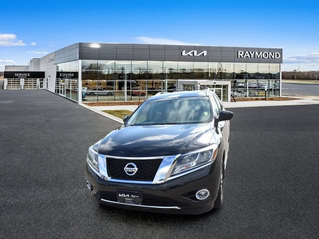Used 2016 Nissan Pathfinder SL w/ SL Premium Package AWD/4WD image 7