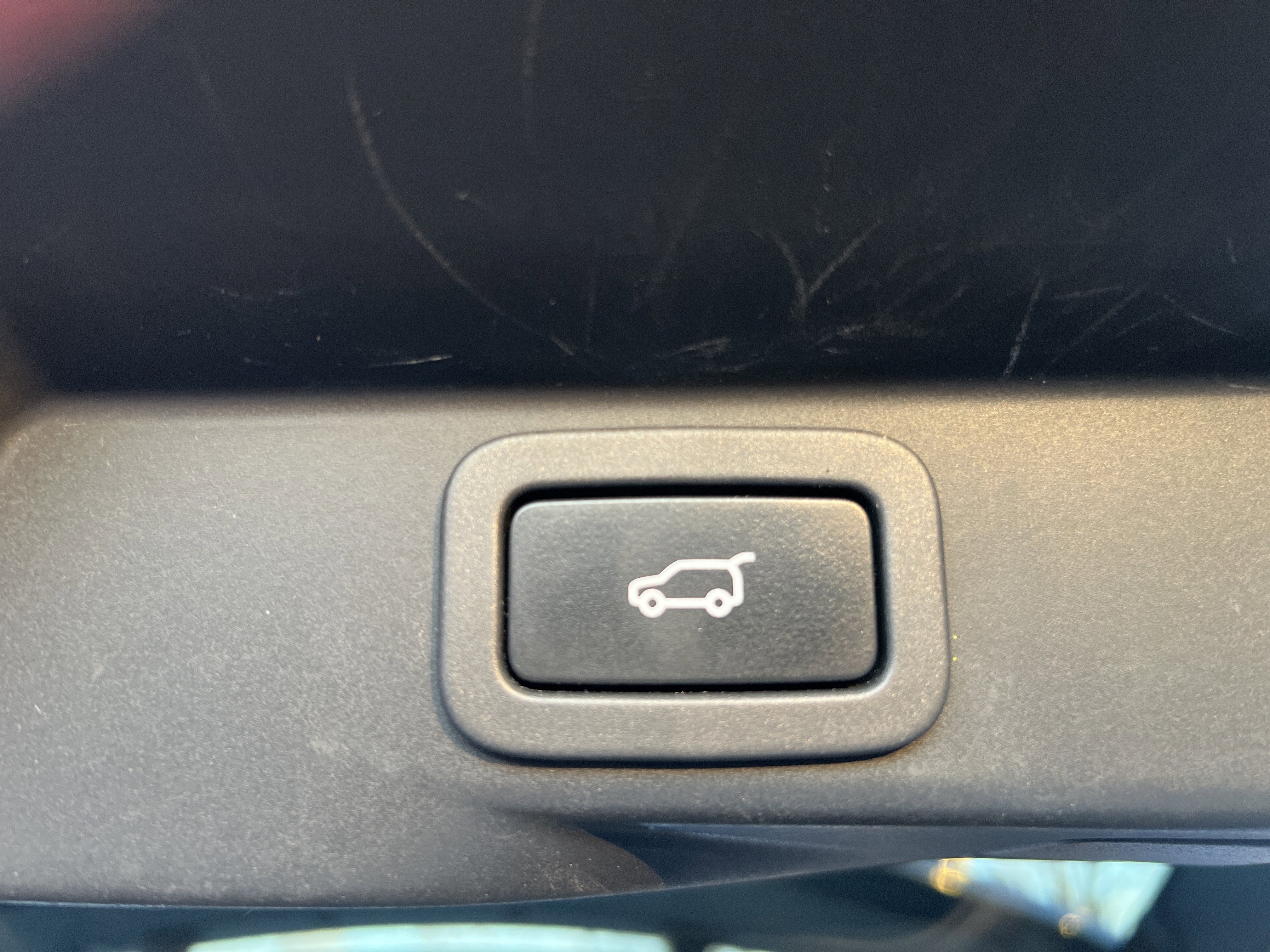 Used 2021 Land Rover Range Rover Sport HST AWD/4WD image 34