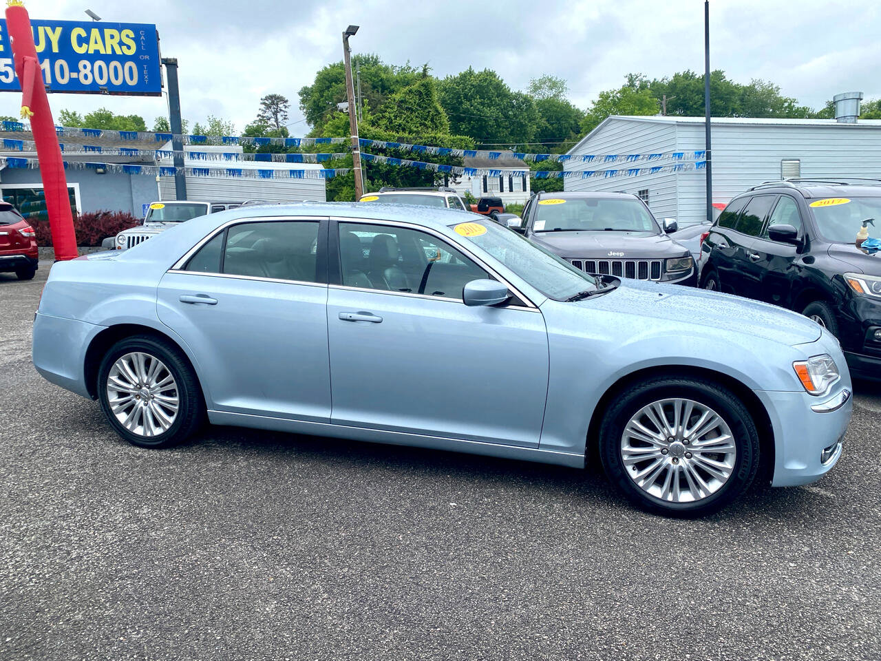 Used 2013 Chrysler 300 AWD w/ Driver Convenience Group image 6