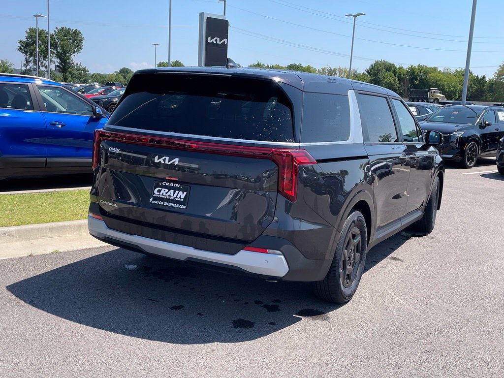 New 2026 Kia Carnival FWD image 7