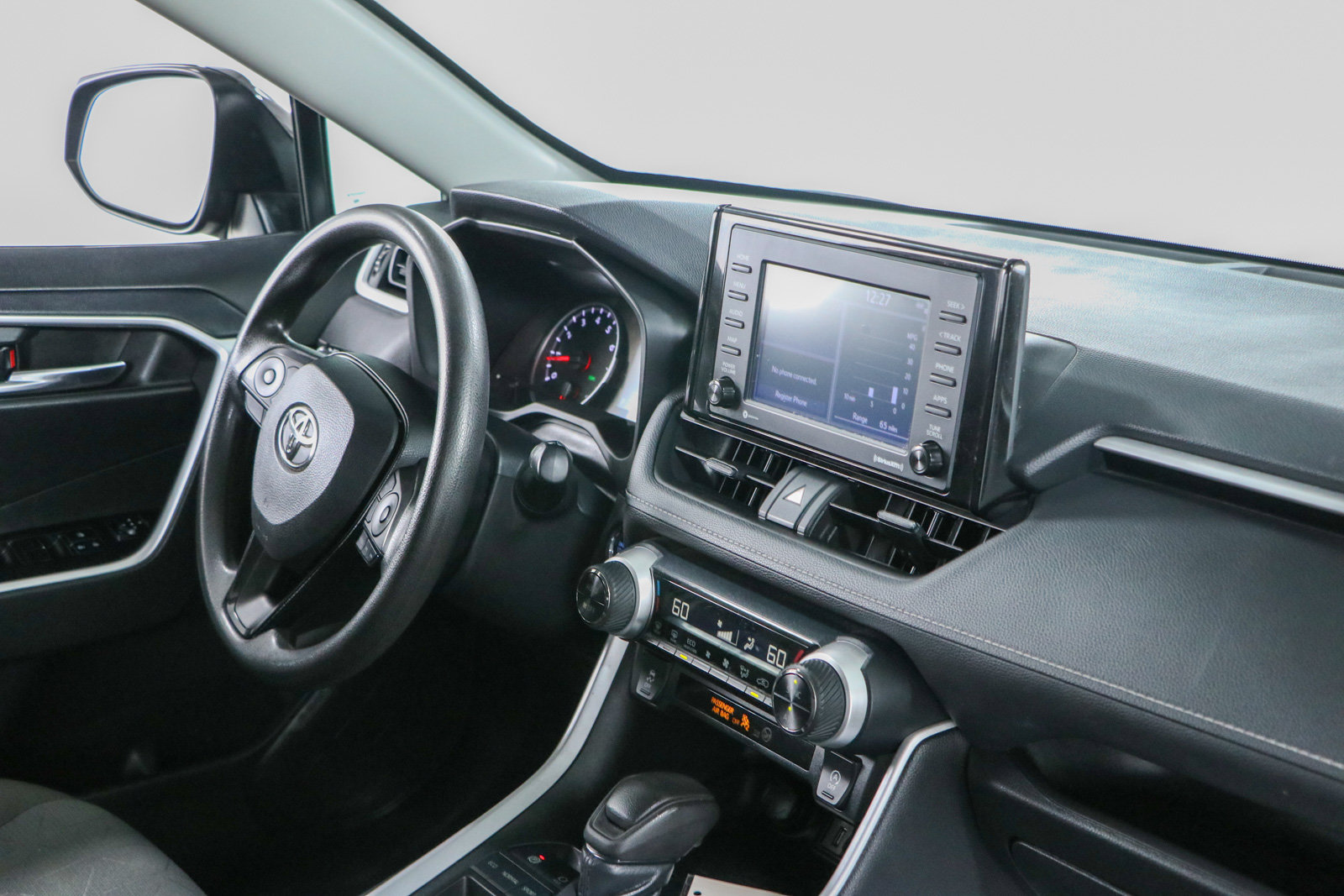Used 2022 Toyota RAV4 XLE FWD image 25