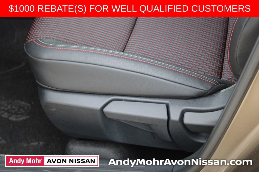 New 2026 Nissan Kicks SR image 10