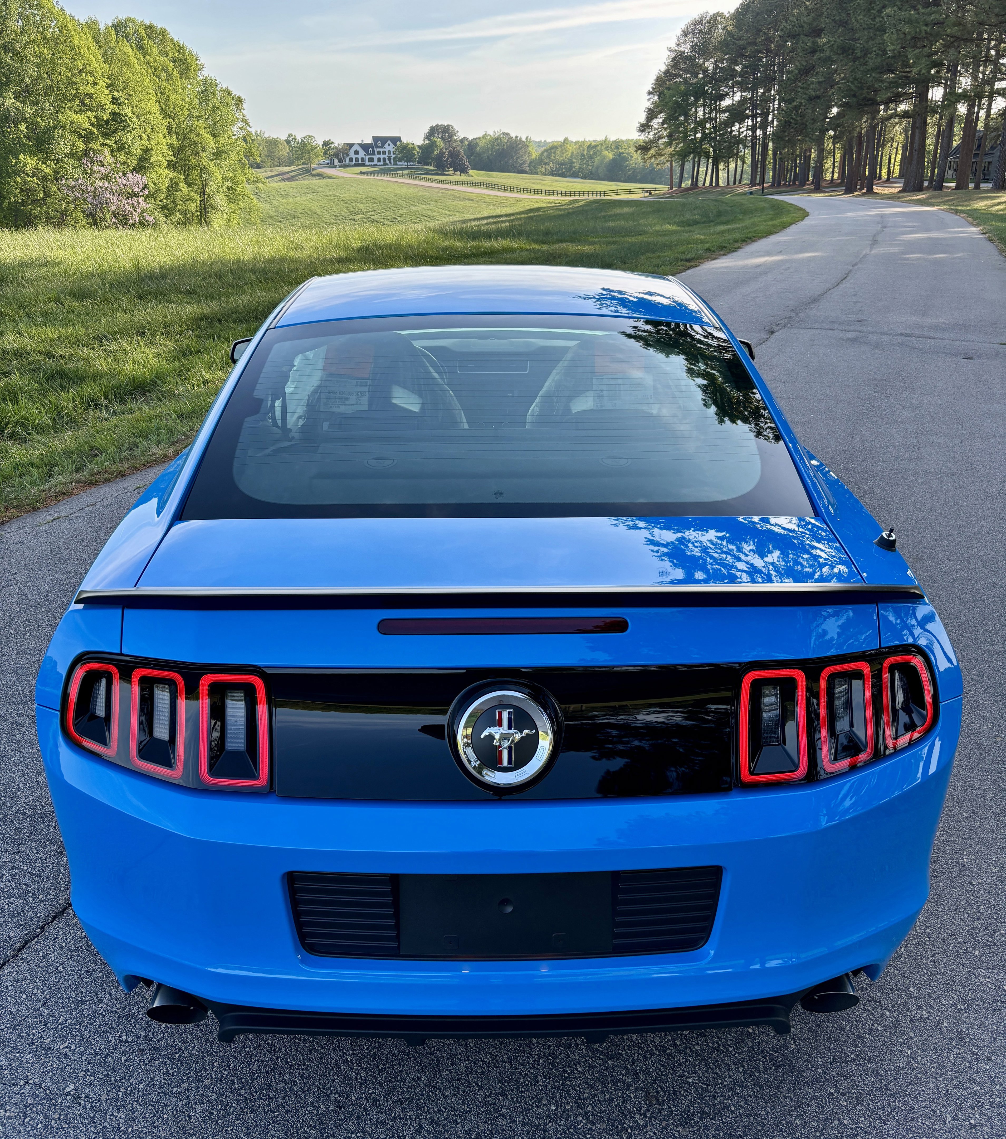 Used 2013 Ford Mustang Boss 302 w/ Boss 302 Accessory Pkg RWD image 24