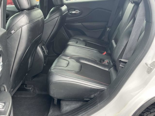 Used 2022 Jeep Cherokee Trailhawk w/ Trailer Tow Group AWD/4WD image 15