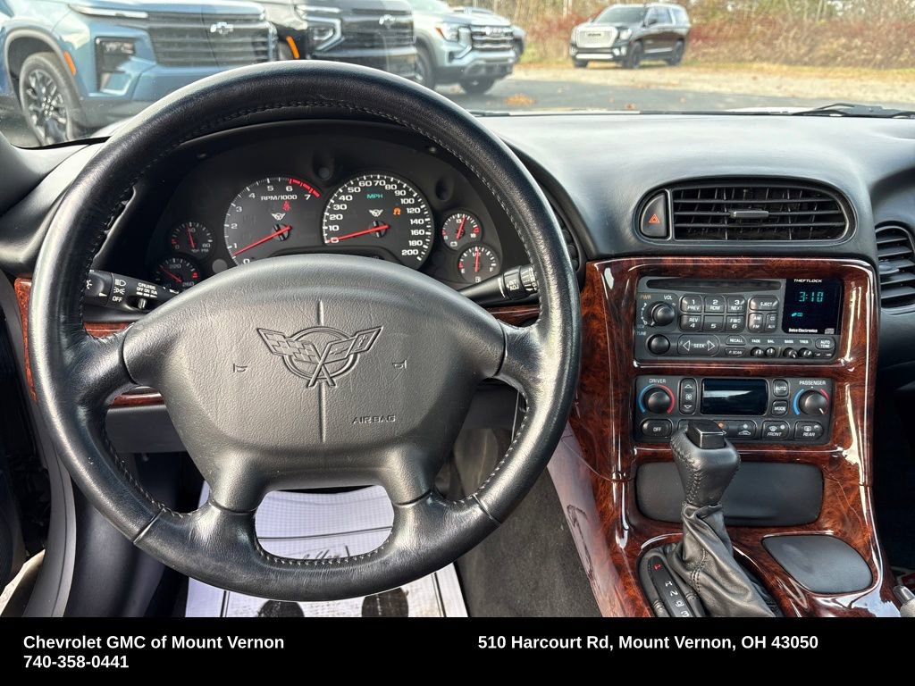 Used 2002 Chevrolet Corvette Coupe w/ Preferred Equipment Group2 image 16