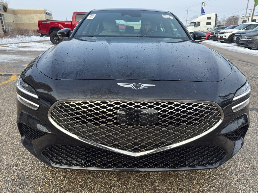 Used 2025 Genesis G70 2.5T image 2