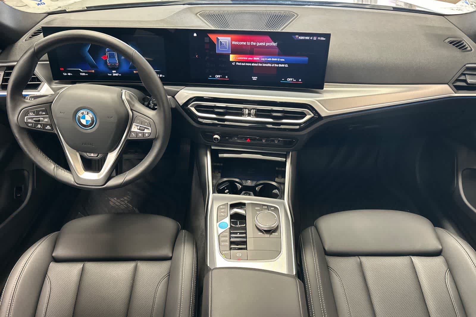 Used 2023 BMW i4 eDrive35 RWD image 3