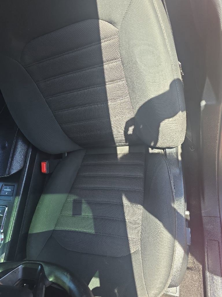 Used 2020 Ford Fusion SE FWD image 10