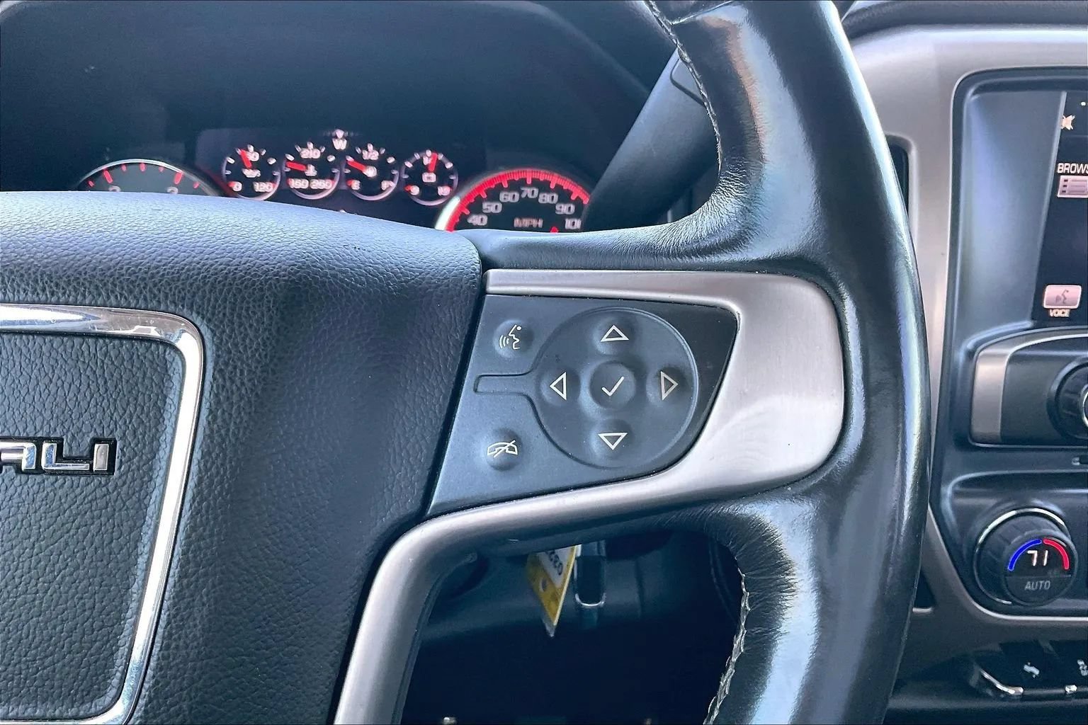 Used 2015 GMC Sierra 3500 Denali AWD/4WD image 17