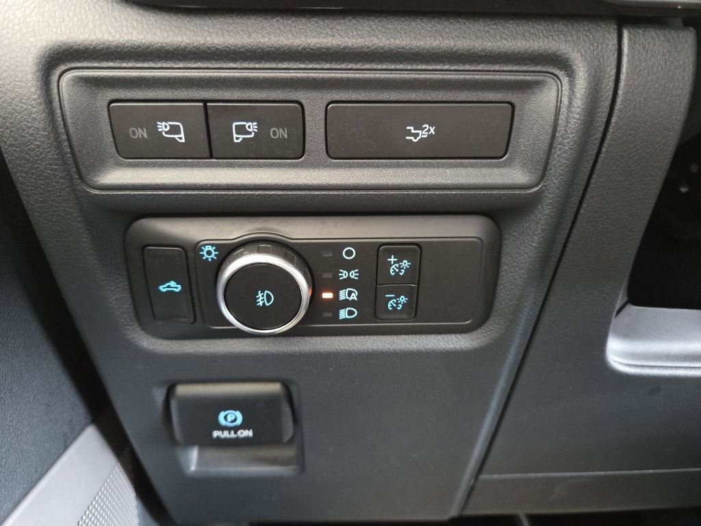 Used 2022 Ford F150 XLT w/ Equipment Group 302A High image 13