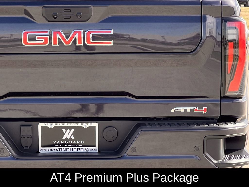 Used 2025 GMC Sierra 2500 AT4 w/ AT4 Premium Plus Package image 5