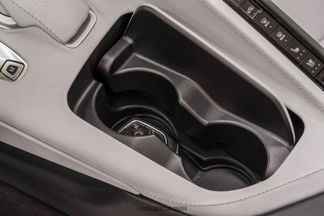 Used 2020 Chevrolet Corvette Stingray Premium Cpe w/ 3LT Preferred Equipment Group image 39