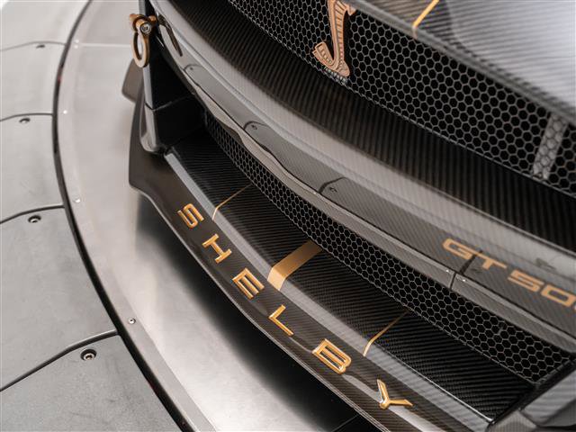 Used 2022 Ford Mustang Shelby GT500 w/ Carbon Fiber Track Pack image 41