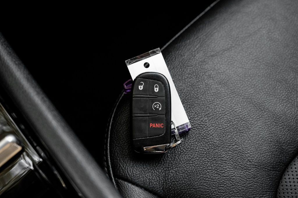 Used 2022 Jeep Compass Limited image 69