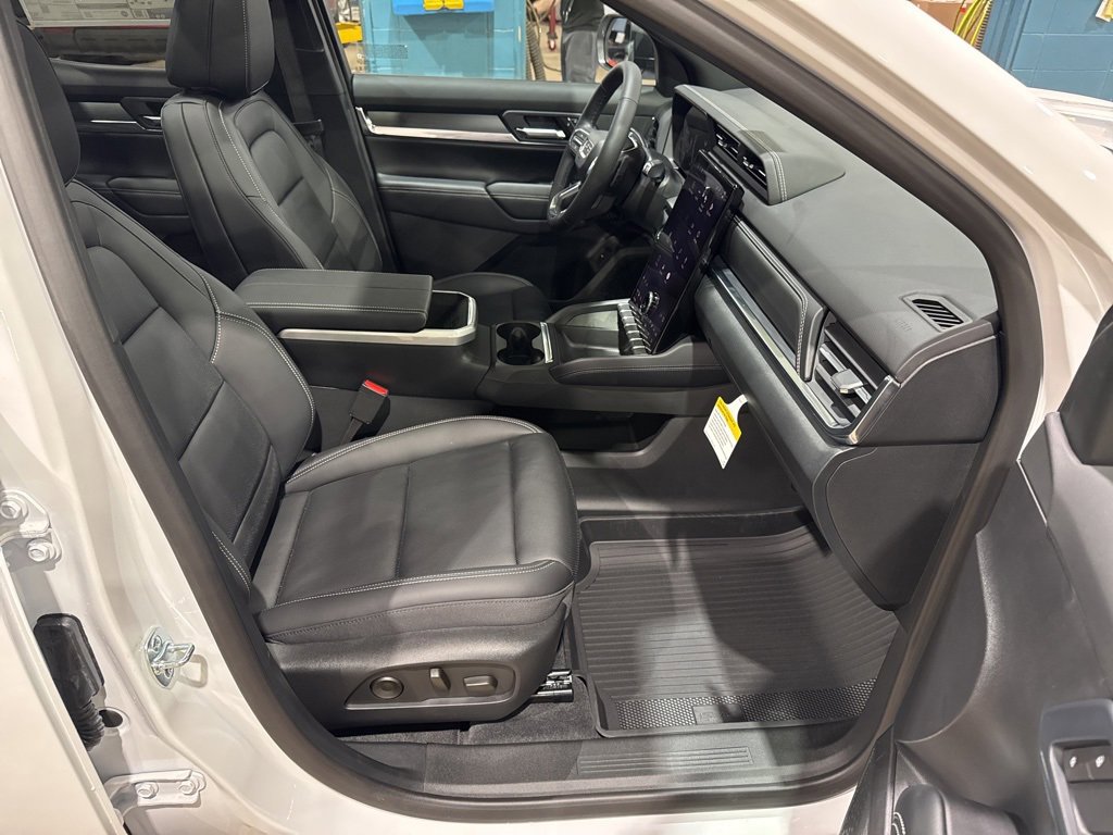 New 2026 GMC Terrain Elevation w/ Elevation Premium Package image 42