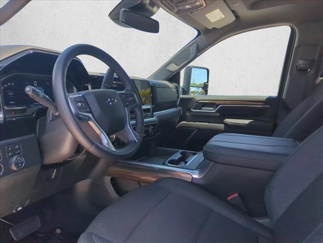 Used 2026 Chevrolet Silverado 2500 LT w/ Trail Boss Package AWD/4WD video 4