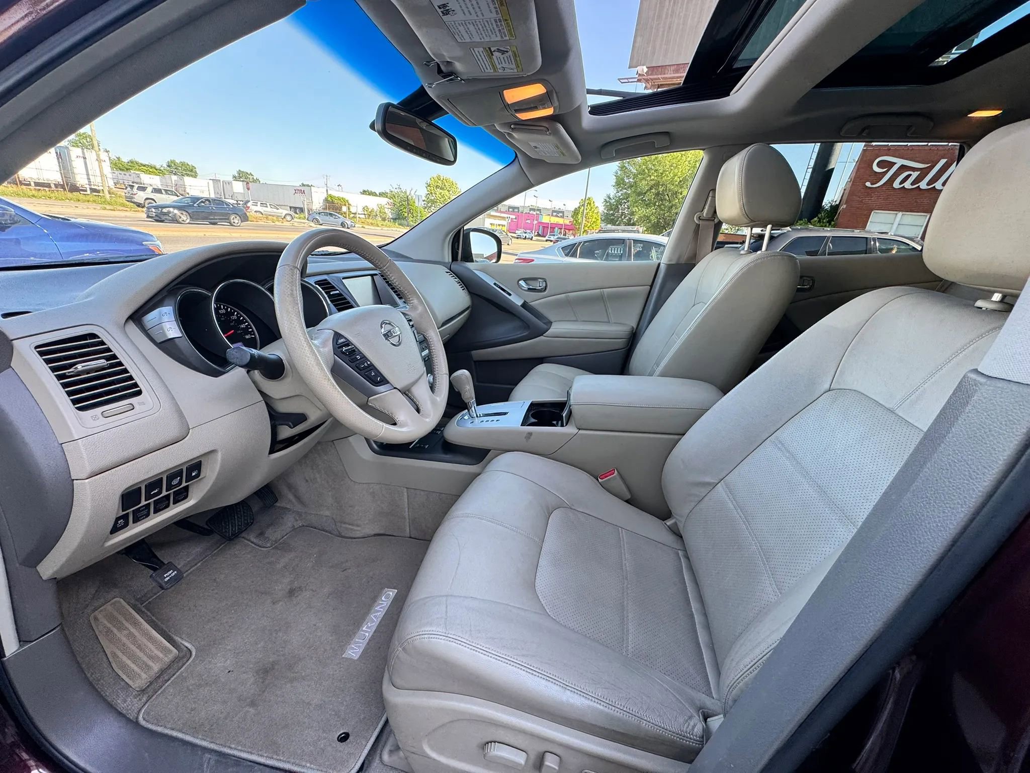 Used 2014 Nissan Murano SL w/ Navigation Package AWD/4WD image 12