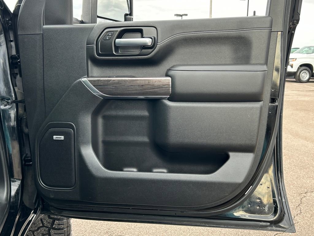 Used 2020 Chevrolet Silverado 2500 LTZ w/ LTZ Premium Package image 20