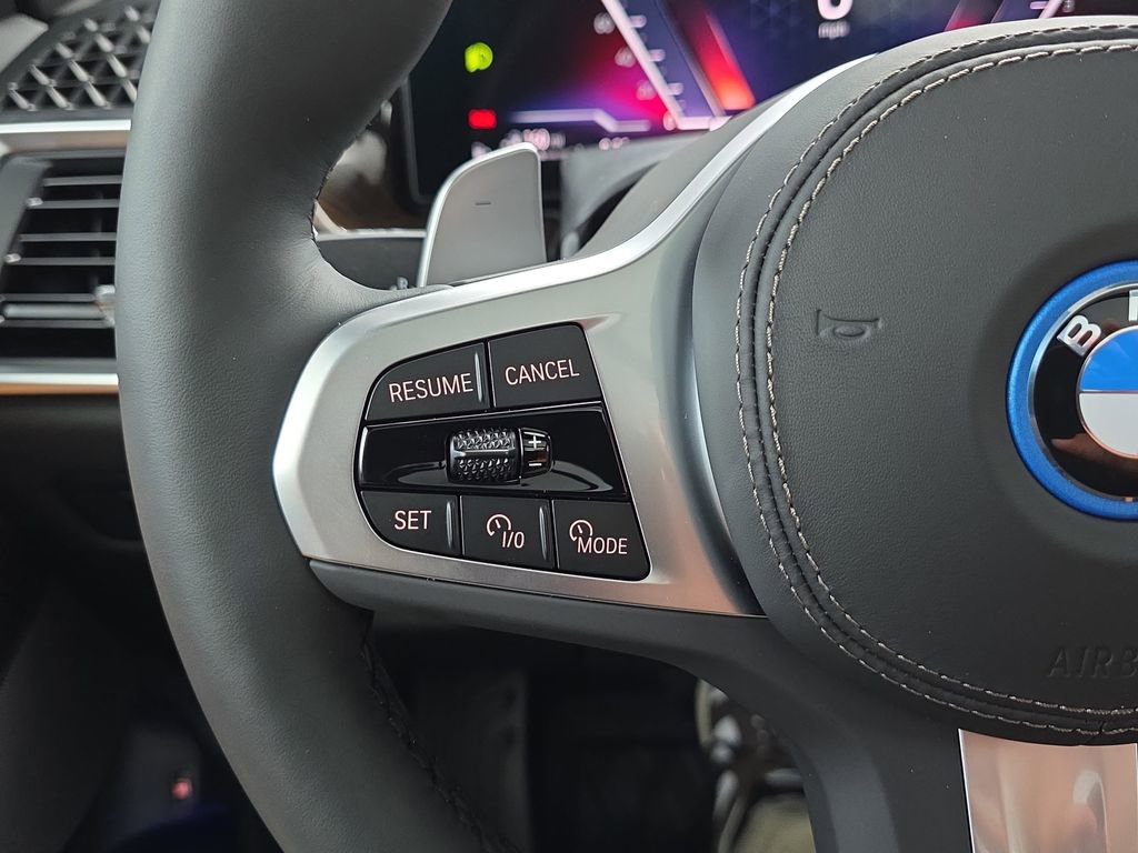 New 2026 BMW X5 xDrive50e image 17