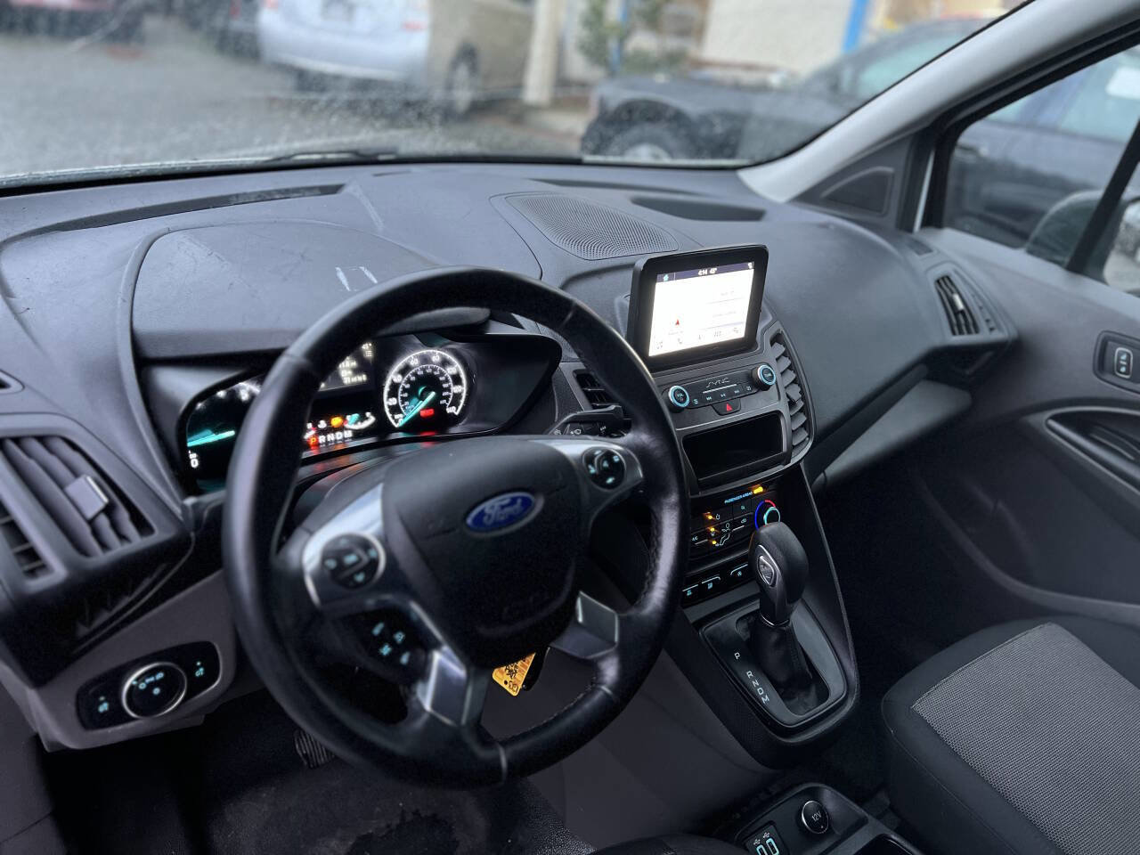 Used 2019 Ford Transit Connect XL image 11
