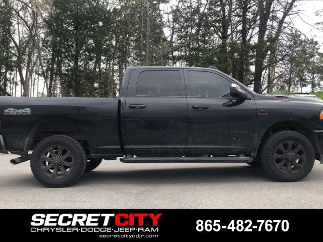 Used 2022 RAM 2500 Big Horn w/ Night Edition image 4