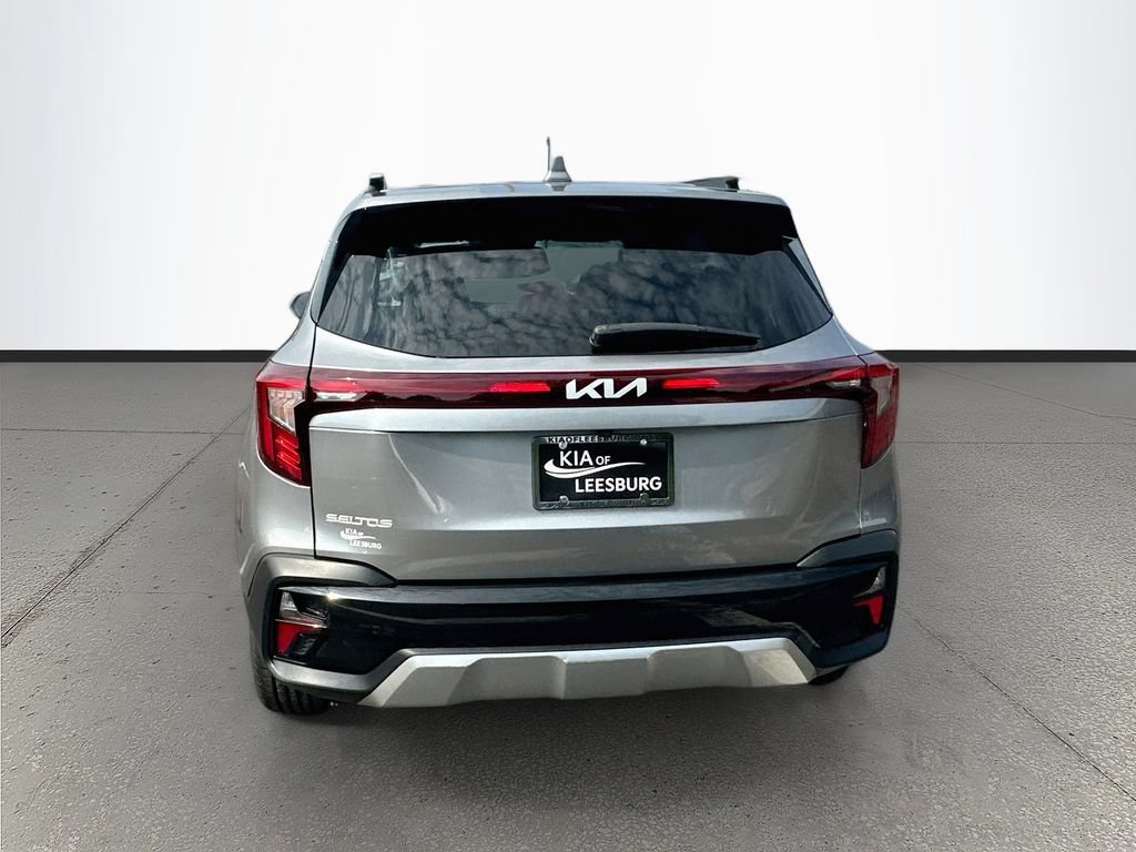 Certified 2024 Kia Seltos EX FWD image 6