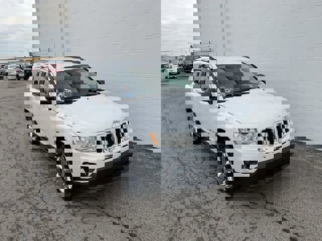 Used 2011 Jeep Compass Limited image 1
