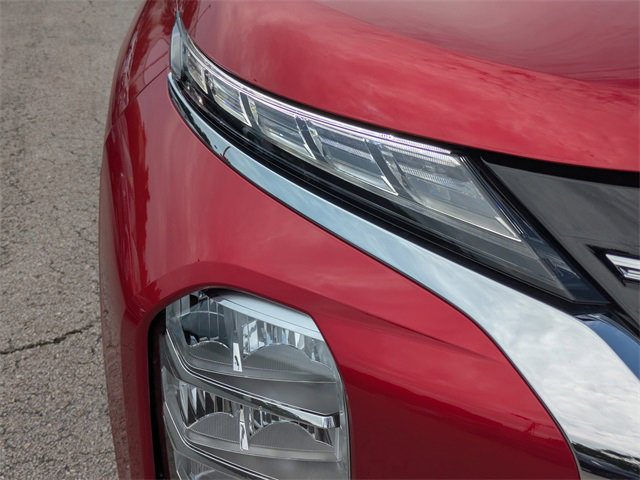 New 2025 Mitsubishi Outlander SE image 9