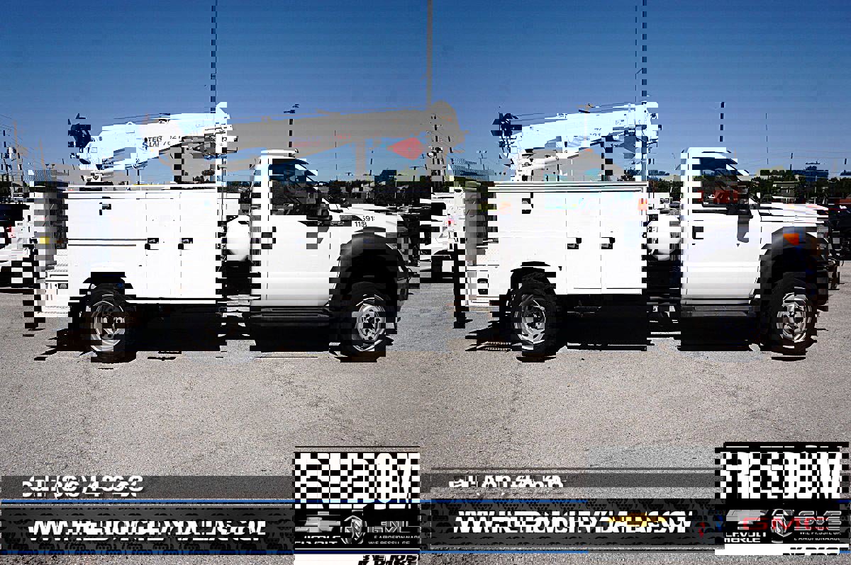 Used 2015 Ford F550 4x4 Regular Cab Super Duty image 8