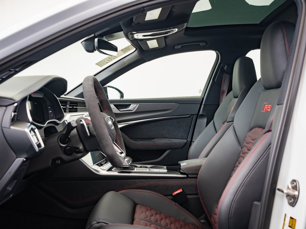 New 2025 Audi RS 6 performance image 17