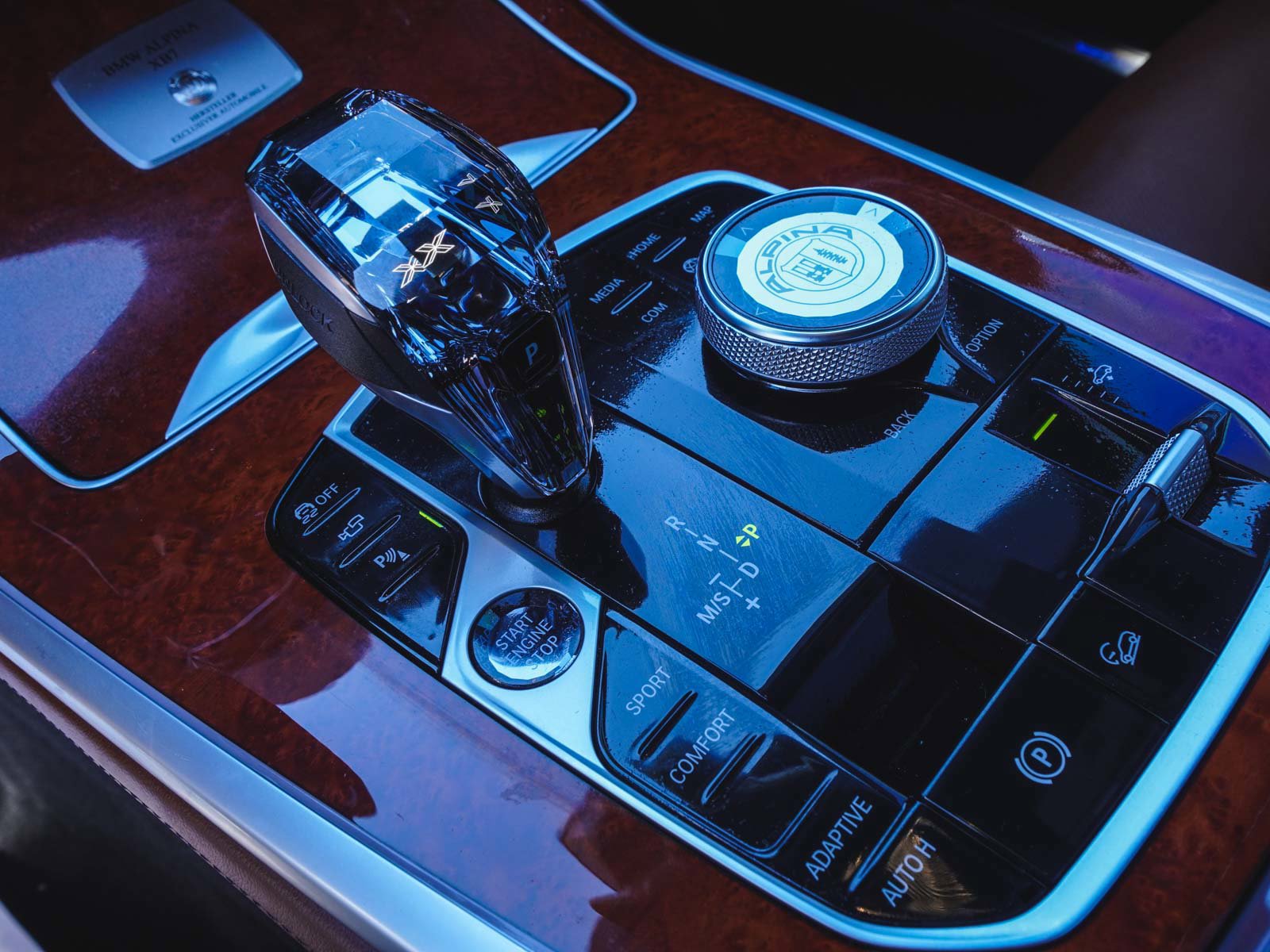 Used 2022 BMW ALPINA XB7 image 30