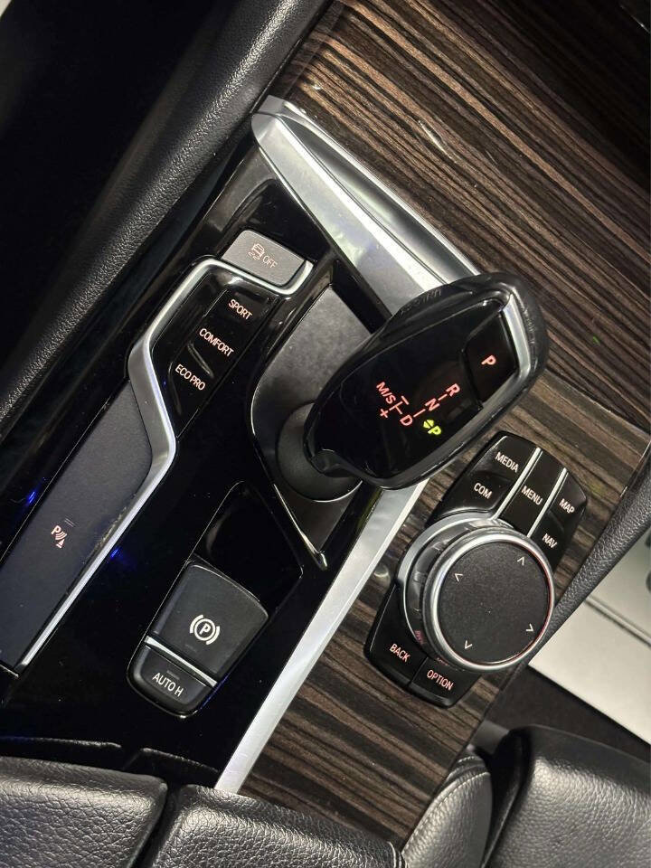 Used 2018 BMW 530i xDrive AWD/4WD image 37